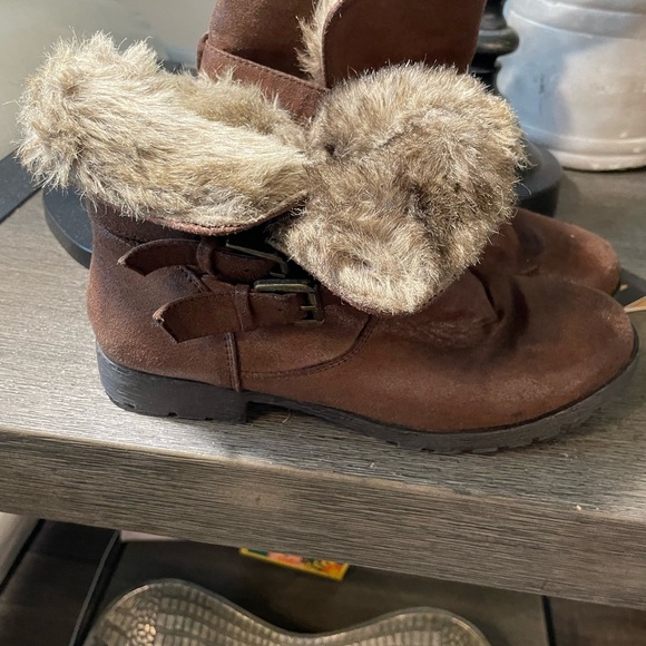 Gently used Just Fab ankle boots: brown with faux fur - Picture 1 of 4